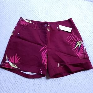 NWT Mid Rise Palm Leaf Hawaiian Chino Shorts SZ 4  Apt. 9 Torie